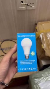 Bóng Đèn Cảm Biến Ánh Sáng - Tự Động Bật Khi Tối Tắt Khi Sáng Tiện Lợi Tiết Kiệm Điện Dễ Lắp Đặt
