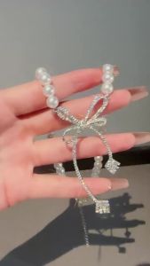 Pearl Rhinestone Bow Necklace for Women Fashion Light Luxury Niche Collarbone Chain Necklaces New Personality Jewelry Party K0