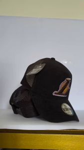 Topi Baseball Pria Wanita Bahan Corduroy Motif Simple Bordir L Lakers Korean Style Distro Terbaru 2024