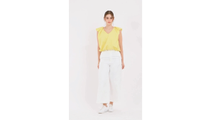 Badomoda DAELORA Flutter Sleeve Blouse