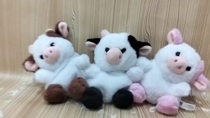 Gantungan Kunci Sapi Keychain Cow Cute Ganci Sapi Bulu Aksesoris Tas
