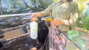 Bear Force Foam Cannon Gun Kit for 1/4 Quick Plug & 5 High-Pressure Washer Nozzle Heads - Complete Set for Efficient Cleaning