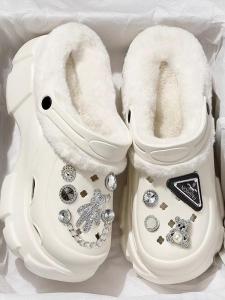 Fleece-lined Hole Shoes for Women 2024 New Arrival Autumn and Winter Outer Wear Height Increasing Warm Keeping Heel Cover Detachable Cotton Slippers Ladies