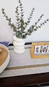 The Ultimate Guide to the Plastic Spiral White Flower Vase: A Nordic Creative Home Decoration