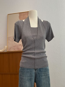 Slim Fit V-Neck Short Sleeve T-Shirt Womens Summer New Style Base Layer Shirt Elegant Top Korean Version Lace Splicing