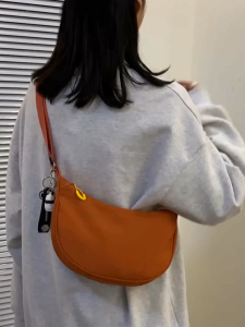 Cross Body Bag For Women 2025 New Trendy Dumpling Bag Lightweight Small Body Bag Underarm Bag Single Shoulder Canvas Bag