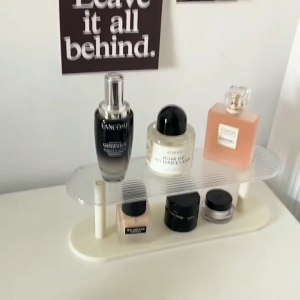 【COD】Desktop Acrylic Storage Rack Perfume Rack Desktop Water Cup Cosmetics ins Style Figure Display Cabinet Double-Layer Aromatherapy Rack Skin Care.