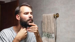 Beard Comb Natural Peach Wood