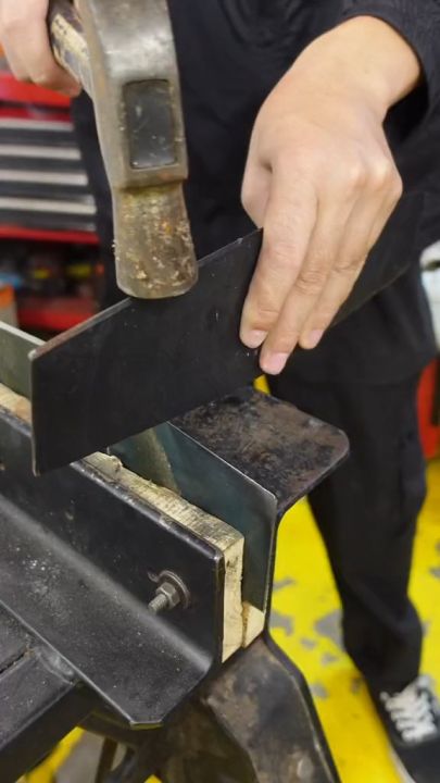 SAWMASTER ใบมีดตัดหญ้า SK-85 ขนาด 255 มม. หนา 1.6 มม.