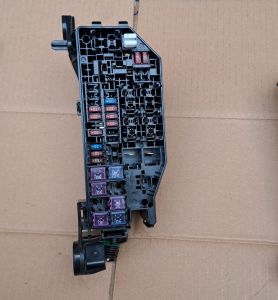 Box sekring Grand Max Bisa untuk mobil Avanza 2012 sampai 2015