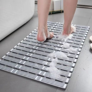 ห้องน้ํายาวพับ Anti-SLIP MAT พร้อมถ้วยดูดรูระบายน้ํา Anti-FALLING เสื่ออาบน้ํา Quick-Drying สบายและมีเสถียรภาพ