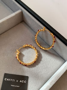 French Vintage Hong Kong Style Red Glass Golden Twisted Large Earrings Womens Autumn Winter High End Luxury Small Niche Ear Jewelry