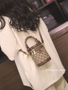 Elegant round Bucket Womens Small Crossbody Bag Luxury Fashion Soft Handle Printed Design Autumn Winter Shoulder Handbag