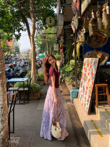 Elegant Floral Midi Skirt