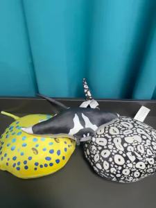 Marine Animal Plush Toys Manta Ray Plush Toy Blue Spotted Stingray Doll Devil Fish Pillow Toy for Kids and Biology Enthusiasts