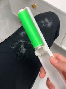 Alat Pembersih Roller Bulu Kucing Anjing Pet Hair Remover Lint Roller Pembersih Bulu di Baju Pakaian