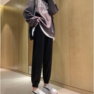 กางเกงกีฬาผู้หญิงทรงหลวมสบาย ๆ ทรงสลิมฟิต กางเกงวอร์มลำลอง กางเกงขายาวทรงหลวมสบาย ๆ สำหรับนักเรียน ฤดูใบไม้ผลิและฤดูใบไม้ร่วง