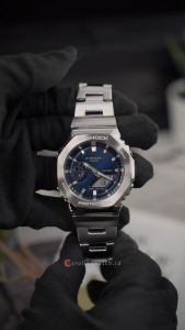 Jam Tangan Pria Casio G-Shock G-Steel GM-2110D-2B Blue Dial Silver Stainless Steel Band