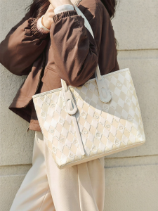 Semir | New Gentle Lattice Large Capacity Commuter Tote Bag