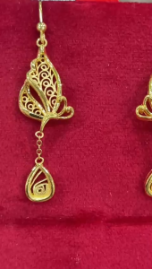 Poh Heng Jewellery 24K Periwinkle Earrings in Yellow Gold[Price By Weight]