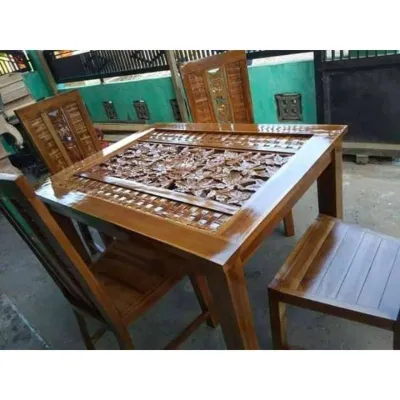 meja makan 4 kursi motif anyam dan kaca