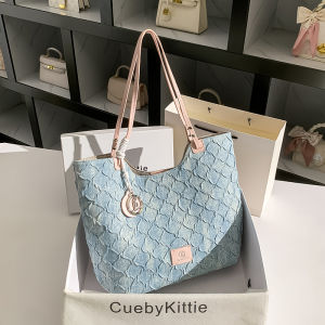 Cueby Kittie Womens Large Capacity Pleated Tote Bag Stylish Commuter Shoulder Bag Fashionable Canvas Interior Magnetic Buckle Closure