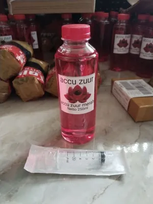 250ML Accu zuur air aki merah dan suntikan