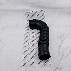 HOSE SELANG HAWA UDARA TOYOTA HILUX 17881-0L030