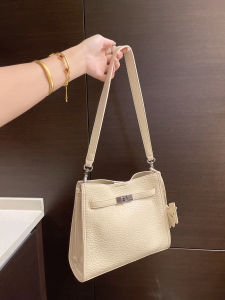 MY&FSNH | Simplified Soft Leather Tote Bag