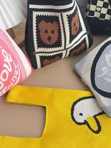 LITTLE DAISY | Tas buffolow bangkok viral premium quality limited edition/ kado natal / souvenir natal / hampers natal/ Knitted Checkered Tote Bag Tas Rajut Motif