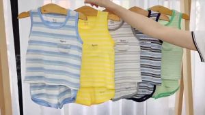 Bộ quần áo sát nách họa tiết kẻ sọc mới 2023 nhà Luxry cho bé