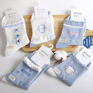 Pure Cotton Mid-Calf Socks for Women Cute Cartoon Animal Design Autumn Winter Student Ladies Long Socks Fashionable Versatile