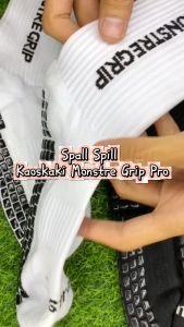 Kaos Kaki Monstre Grip Pro Kaoskaki Anti Slip Sebetis Futsal Sepakbola Olahraga Running Hitam Putih