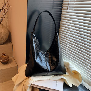 Red Hot Oil Wax Leather Tote Bag Womens 2025 New High-End Large Capacity Class Commute Single Shoulder Bag Casual Simple Style