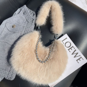 ตุ๊กตาระดับไฮเอนด์ ผู้หญิง กระเป๋าถือกระเป๋าสะพายข้างความจุขนาดใหญ่ ฤดูใบไม้ร่วง ฤดูหนาว กระเป๋าถือขนยาวรูปพระจันทร์เสี้ยว