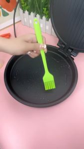 Cọ Quét Dầu Phết Gia Vị Silicon Liền Cán Chịu Nhiệt 200 độ C Quét Dầu Ăn Phết Đồ Nướng Làm Bánh