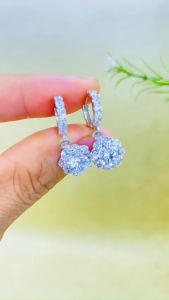 Khuyên tai bạc nữ xi bạch kim kiểu khoen tòng teng hoa đá chủ 6.5mm Bông tai moissanite Mỹ D/FL màu trắng và màu xanh kiểm định GRAđẹp Hoa tai bạc thật xi kim thiết kế sang trọng đẳng cấp  - KIM LỘC PHÁT BTTKH15