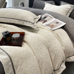 Luxury Carved Milk Velvet Four-Piece Bedding Set Double-Sided Thickened