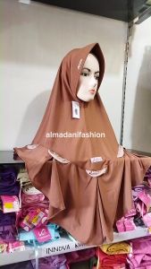 Bergo Eisha Ainun & Hijab Daily Terbaru: Pilihan Hijab Berkualitas Tinggi