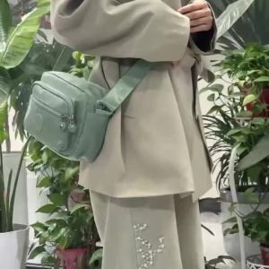 Women Vintage Nylon Crossbody Bag Multi Pocket Shoulder Messenger Bag Lightweight Travel Purse with Adjustable Strap Mint Green