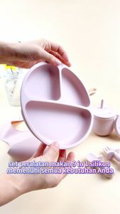 9PCS Set Peralatan Makan Bayi Silicone / Premium Silicone Feeding Set BPA FREE Aman Tempat Makan Bayi B466