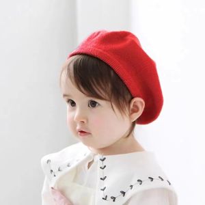 เด็กสีทึบถักหมวกเบเร่ต์หมวกฤดูใบไม้ร่วงฤดูหนาวเด็กเด็กสาวนุ่มจิตรกรหมวกขนสัตว์สำหรับเด็ก2-6ปี