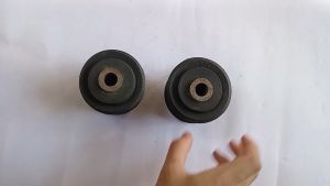 Karet Bushing Arm Depan Besar Dan Kecil Granmax Luxio Camry Harga Sepasang