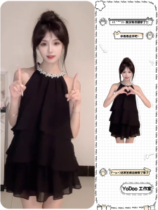 ชุดสองชิ้นสไตล์ฝรั่งเศส ชุดราตรีสีดำ ชุดเดรสคอวี กระโปรงสั้น ชุดทำงานฤดูร้อน ชุดทำงานลำลอง ชุดทำงานสีพื้น