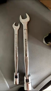 Combination flex socket wrench (8mm/ 9mm/ 10mm/ 11mm/ 12mm/ 13mm/ 14mm/ 15mm/ 16mm/ 17mm/ 18mm/ 19mm) Made in Japan