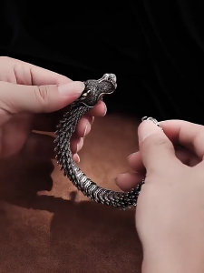 Dragon-shaped  Bracelet Jewelry Heavy Dragon Scale Bracelet For Men Fashion Mens Retro Domineering Dragon-shaped Totem Bracelet Dragon Wrist Band