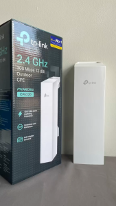 TP Link CPE220 Outdoor 2.4GHz 300 Mbps Manajemen Terpusat Pharos Control Ideal untuk Jaringan PtMP