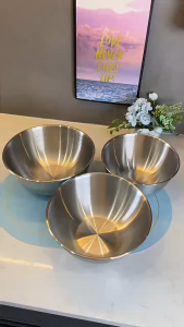 OnlineStore ชามผสมสแตนเลส 3 ชิ้น แบบมีสเกลวัดปริมาตร เกรดอาหาร แข็งแรง ทนทาน ใช้งานล้าง ผสม นวด ตีได้ในใบเดียว