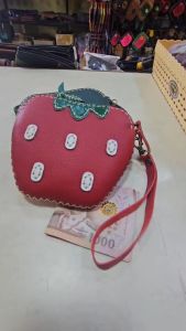 กระเป๋าใส่เหรียญ ใส่โทรศัพท์แบบพับได้ พรฺ้อมสายหิ้ว คล้องมือได้ JumboFruit