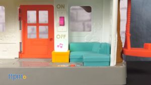 Fisher Price Little People Big Helpers Home บ้านหรรษา ชุดของเล่นบทบาทสมมติเสริมสร้างจินตนาการ